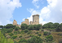 torre medioevale dell'antica città di Velia ad Ascea Marina